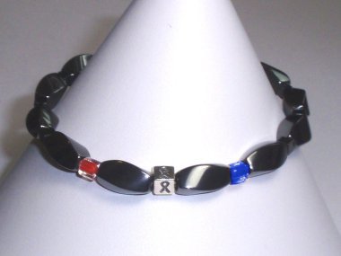 Pulmonary Fibrosis Awareness Bracelet (Unisex/Stretch) - Gray With Red & Blue Accent Cubes